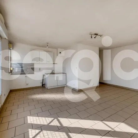 Rent this 3 bed apartment on 10 Place Rimbaud in 62260 Auchel, France