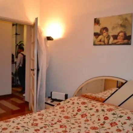 Rent this 2 bed apartment on Sara Assicurazioni in Viale Sarca, 187
