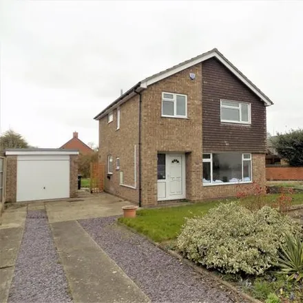 Rent this 4 bed house on Smiths Close in Cropwell Bishop, NG12 3DW