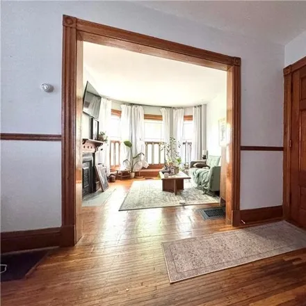 Image 3 - 34 Canfield Place, City of Rochester, NY 14607, USA - House for sale