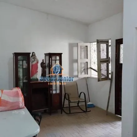 Buy this 4 bed house on Rua Humberto Holanda Cassundé 158 in Boa Vista/Castelão, Fortaleza - CE