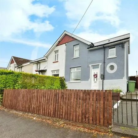 Buy this 3 bed duplex on 158 Pontygwindy Road in Caerphilly, CF83 3HR