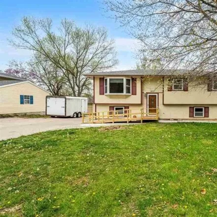Buy this 4 bed house on 1289 14th Street in Wamego, KS 66547