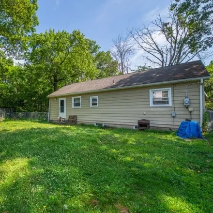 Buy this 2 bed house on 22 Northwestern Trail in Hopatcong Hills, Hopatcong