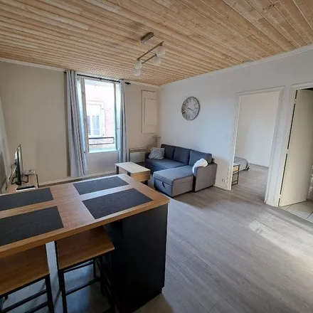 Rent this 2 bed apartment on 22 bis Avenue Albert 1er in 54200 Toul, France