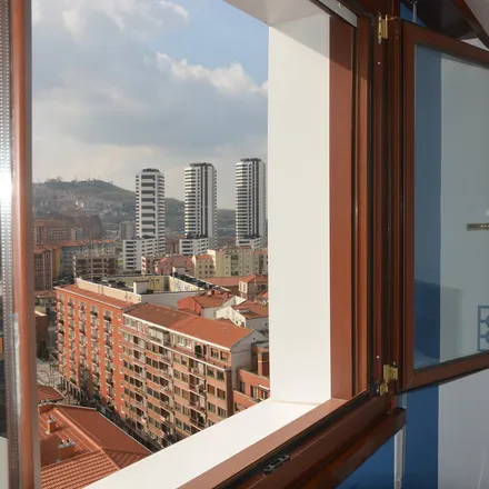 Image 2 - Bilbao, Errekalde, BASQUE COUNTRY, ES - Apartment for rent
