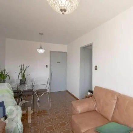 Buy this 2 bed apartment on Edifício Calil Namura in Rua Eça de Queiroz, Paraíso
