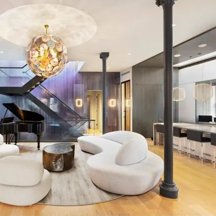 Image 2 - 25 Mercer Street, New York, NY 10013, USA - Townhouse for sale