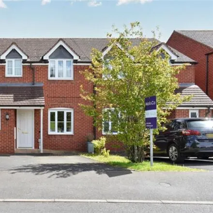 Buy this 2 bed townhouse on Hawthorn Rise in Tibberton, WR9 7NU