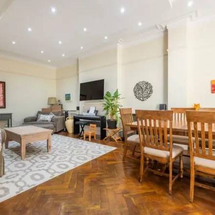 Rent this 3 bed apartment on Chalk Farm Road in Maitland Park, London