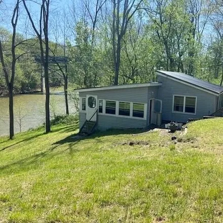 Buy this 2 bed house on 2075 Mary Ingles Highway in Dover, Mason County