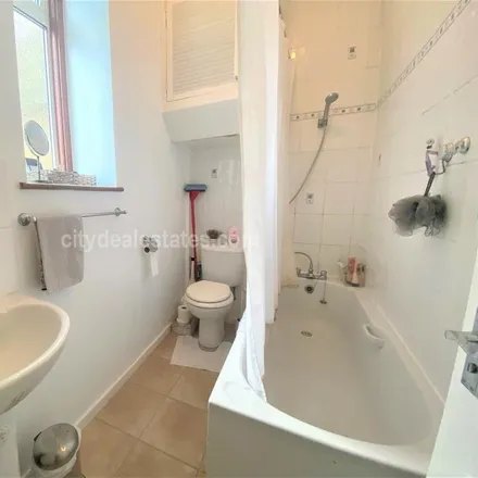 Image 4 - 11 Farrier Street, London, NW1 8PJ, United Kingdom - Apartment for rent