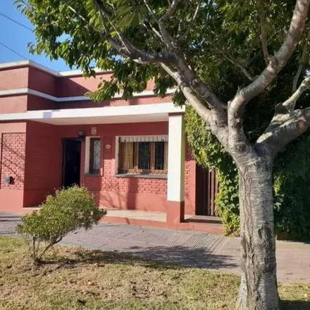 Buy this 2 bed house on Calle 17 in Centro - Zona 1, B7607 GAQ Miramar