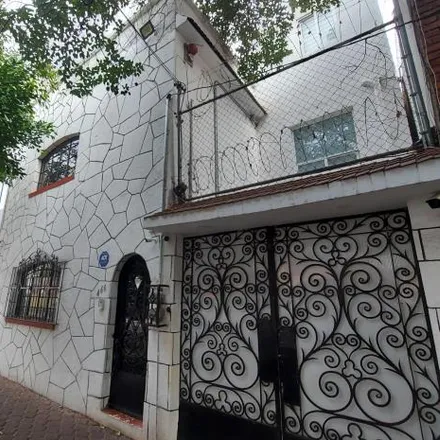 Rent this 14 bed house on Calle Yácatas 475 in Benito Juárez, 03020 Mexico City