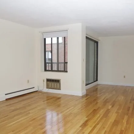 Image 2 - 109-111 Tremont Street # 516, Boston MA 02135 - Apartment for rent