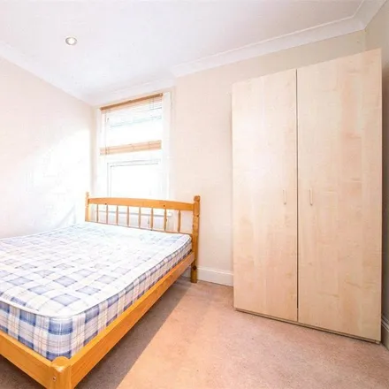 Rent this 3 bed apartment on Broughton Street in London, SW8 3RW