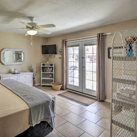 Rent this 3 bed condo on Lake Havasu City