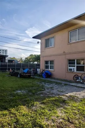 Image 6 - 2720 Northwest 57th Street, Brownsville, Miami-Dade County, FL 33142, USA - House for sale