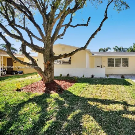 Rent this 3 bed house on 5071 Southwest 94th Way in Cooper City, FL 33328