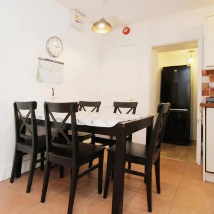 Rent this 2 bed apartment on 27 Clarendon Road in Bristol, BS6 7EU