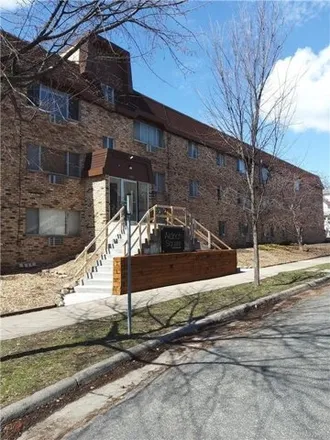 Buy this 1 bed condo on 820 West 25th Street in Minneapolis, MN 55405
