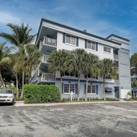 Buy this 1 bed condo on 725 East Woolbright Road in Boynton Beach, FL 33435