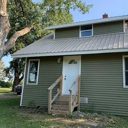 Image 2 - 110 East 3rd Avenue, Webster, SD 57274, USA - House for sale
