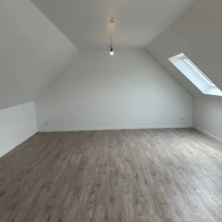 Rent this 4 bed apartment on Driesstraat 1B in 8710 Wielsbeke, Belgium