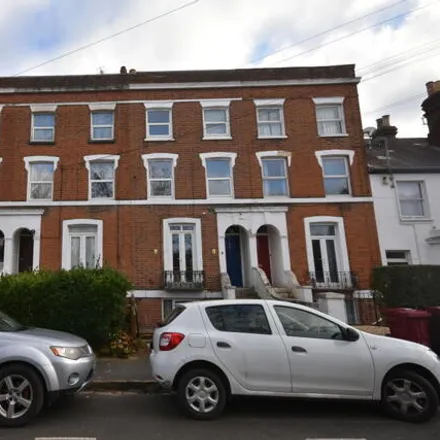 Buy this 4 bed townhouse on 28 Lorne Street in Reading, RG1 7YN