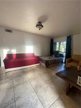 Buy this 1 bed condo on 2915 Winkler Avenue in Fort Myers, FL 33916