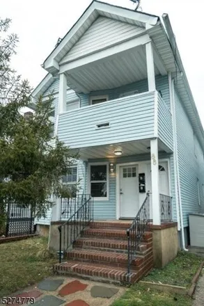 Rent this studio house on 96 Somerset Street in Somerville, NJ 08876