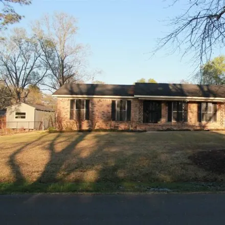 Image 4 - 700 Cherokee Ln Nw, Hartselle, Alabama, 35640 - House for sale