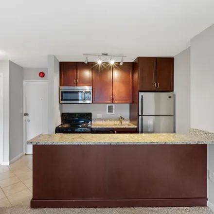 Image 3 - Democracy Boulevard, North Bethesda, MD 20817, USA - Apartment for rent