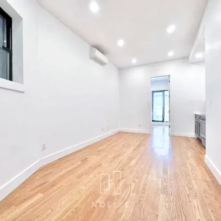 Rent this 1 bed apartment on The Hot Spot 1 in 435 DeKalb Avenue, New York