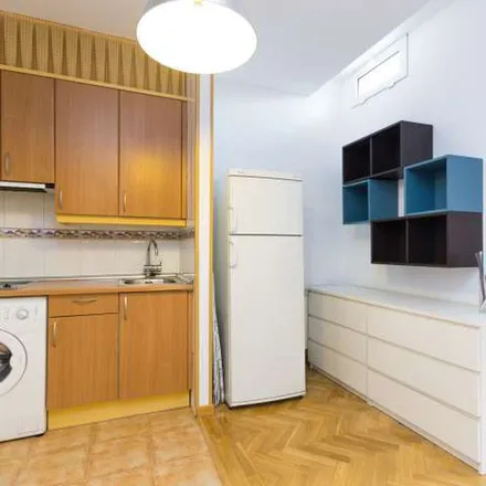 Image 7 - Calle de San Vicente Ferrer, 61, 28015 Madrid, Spain - Apartment for rent