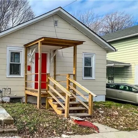 Buy this 2 bed house on 19 Leavenworth Street in City of Rochester, NY 14613