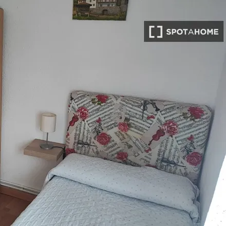 Rent this 3 bed room on Calle de San Sebastián in 9A, 39001 Santander