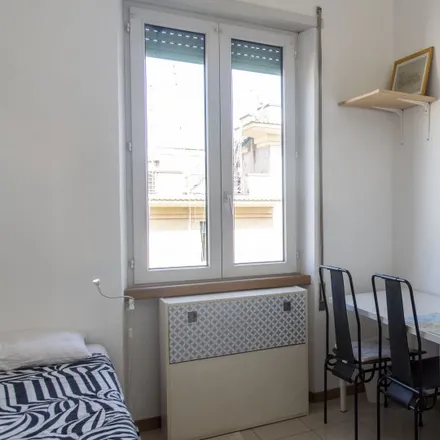 Image 1 - Stimigliano, Via Stimigliano, 00199 Rome RM, Italy - Room for rent