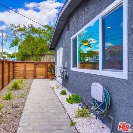 Buy this 2 bed house on 1908 Apex Avenue in Los Angeles, CA 90039
