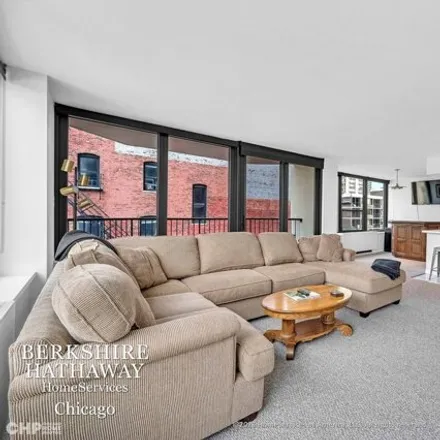 Image 4 - Sandburg Terrace, North LaSalle Drive, Chicago, IL 60610, USA - Condo for sale