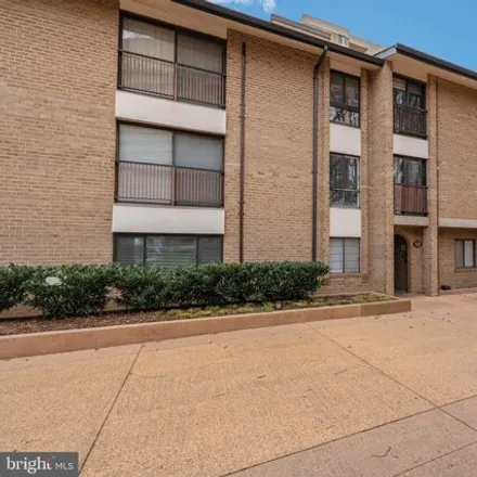 Image 1 - 469 East Jefferson Street, Rockville, MD 20850, USA - Apartment for rent