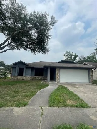 Rent this 3 bed house on 199 Baltimore Avenue in Victoria, TX 77904
