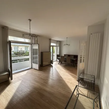 Rent this 3 bed apartment on 1 Place Winston Churchill in 92200 Neuilly-sur-Seine, France