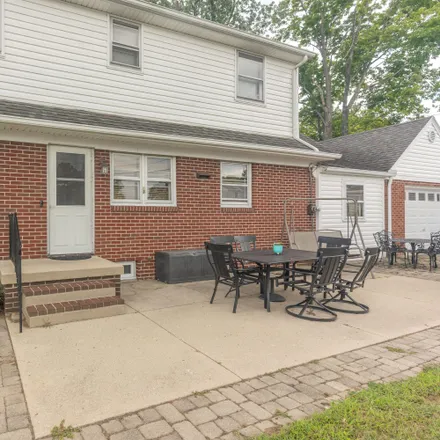 Buy this 4 bed house on 516 Kossuth Street in Sidney, OH 45365
