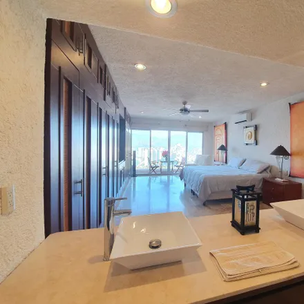 Rent this studio house on Privada Vista de la Brisa in Joyas de Brisamar, 39300 Acapulco
