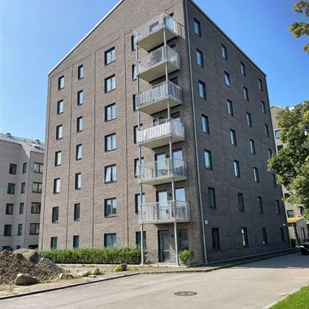 Rent this 3 bed apartment on Grönkullagatan 9A in 254 57 Helsingborg, Sweden