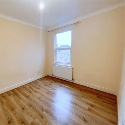 Image 4 - Engleheart Road, London, SE6 2HR, United Kingdom - Apartment for rent
