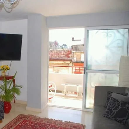 Rent this 2 bed apartment on Colón