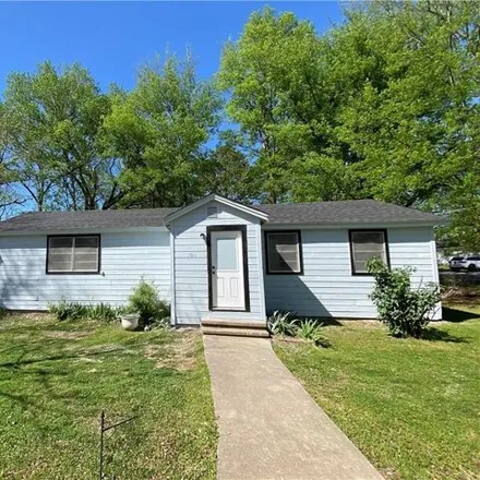 Buy this 3 bed house on 248 Choctaw Street in Hackett, Sebastian County