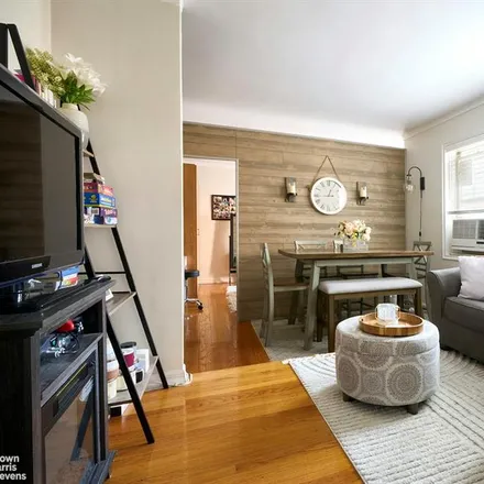 Buy this studio apartment on 76 -35 113TH STREET 1F in Forest Hills